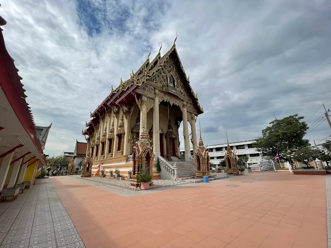 วัดกลางวรวิหาร
